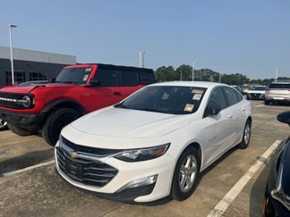 Used 2023 Chevrolet Malibu LS image 1