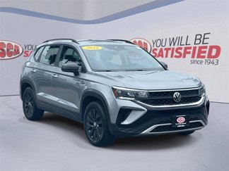 Used 2022 Volkswagen Taos S w/ IQ Drive S Package image 1