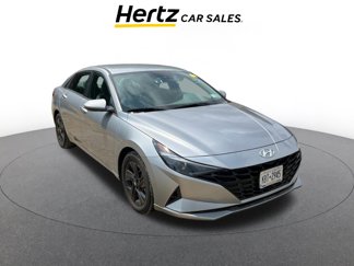 Used 2023 Hyundai Elantra SEL video 1
