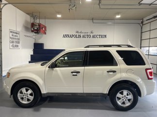 Used 2011 Ford Escape XLT image 1
