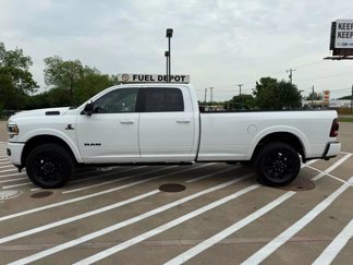 Used 2022 RAM 2500 Laramie image 1