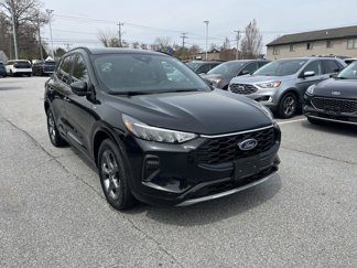 Used 2023 Ford Escape ST-Line image 1