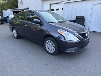 Used 2015 Nissan Versa SV image 1