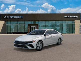 New 2025 Hyundai Elantra SE image 1
