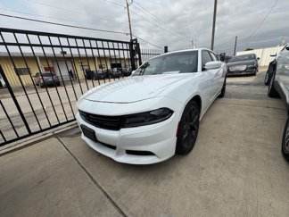 Used 2019 Dodge Charger SXT image 1