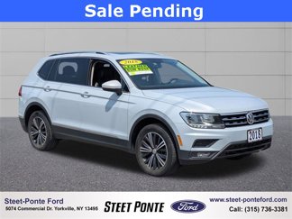 Used 2018 Volkswagen Tiguan SEL image 1
