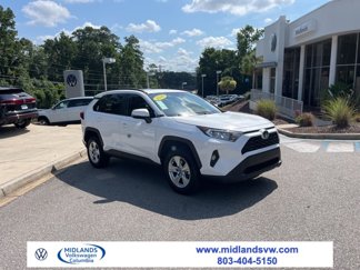 Used 2020 Toyota RAV4 XLE image 1