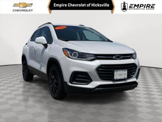 Used 2022 Chevrolet Trax LT w/ Driver Confidence Package image 1
