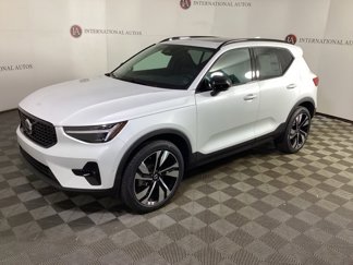 New 2025 Volvo XC40 B5 Ultra w/ Climate Package image 1