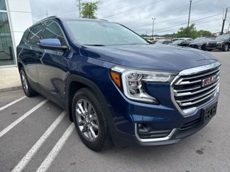 Used 2022 GMC Terrain SLT w/ Infotainment Package II image 1
