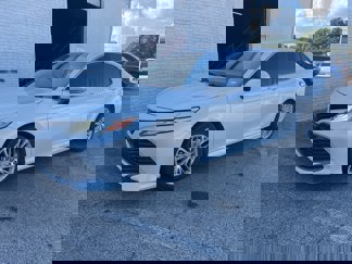 Used 2019 Toyota Camry XLE video 1