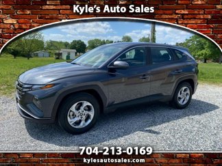 Used 2022 Hyundai Tucson SE image 1