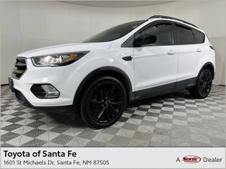 Used 2018 Ford Escape SE w/ SE Sport Appearance Package video 1