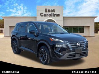 Used 2024 Nissan Rogue SV image 1