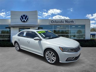 Used 2018 Volkswagen Passat 2.0T SE image 1
