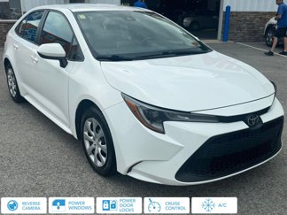 Used 2021 Toyota Corolla LE image 1