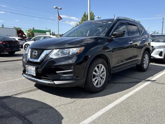 Used 2018 Nissan Rogue SV image 1