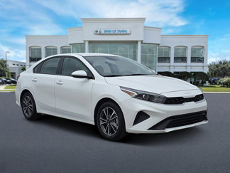 Used 2022 Kia Forte LXS image 1
