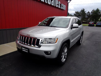 Used 2012 Jeep Grand Cherokee Laredo image 1