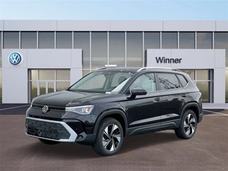 New 2025 Volkswagen Taos SE image 1