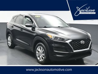 Used 2019 Hyundai Tucson SE image 1