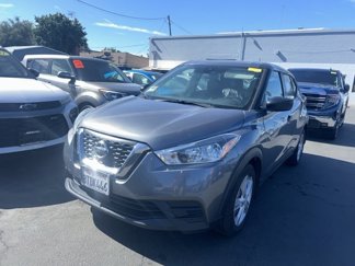 Used 2020 Nissan Kicks S image 1