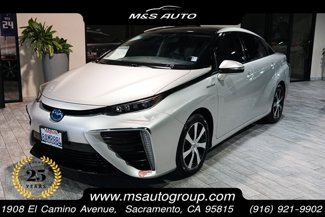 Used 2017 Toyota Mirai image 1