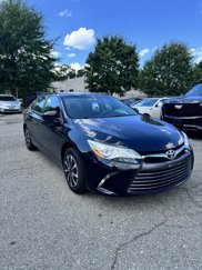 Used 2017 Toyota Camry LE image 1