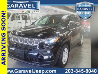 Used 2022 Jeep Compass Latitude image 1