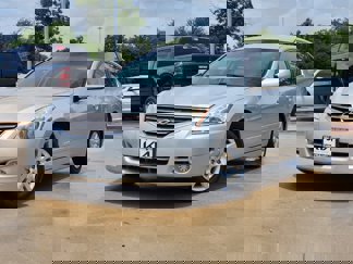 Used 2011 Nissan Altima 2.5 S image 1