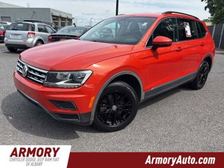 Used 2018 Volkswagen Tiguan SE image 1