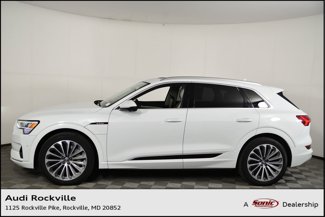Used 2019 Audi e-tron Prestige w/ Prestige Package image 1