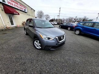Used 2020 Nissan Kicks S image 1