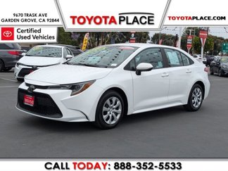 Certified 2022 Toyota Corolla LE image 1