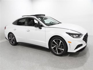 Used 2022 Hyundai Sonata SEL Plus image 1