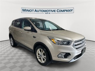 Used 2017 Ford Escape SE image 1