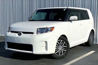 Used 2014 Scion xB image 1