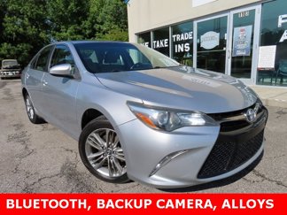 Used 2016 Toyota Camry SE image 1