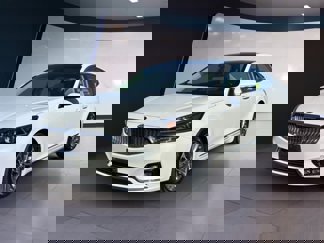 Used 2019 Kia Cadenza Technology image 1