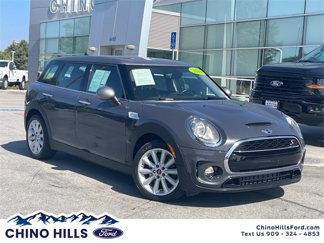 Used 2017 MINI Cooper Clubman S image 1