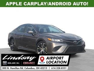 Used 2020 Toyota Camry SE image 1
