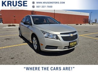 Used 2013 Chevrolet Cruze LS image 1