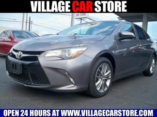 Used 2016 Toyota Camry SE image 1