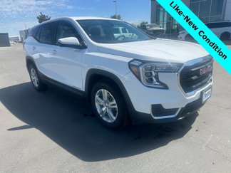 Used 2024 GMC Terrain SLE image 1