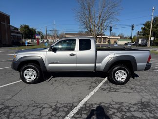 Used 2015 Toyota Tacoma 4x4 Access Cab image 1