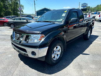 Used 2010 Nissan Frontier SE w/ SE Value Truck Pkg image 1