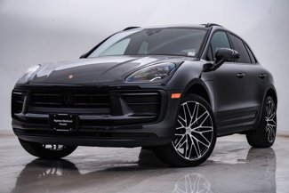 Used 2024 Porsche Macan image 1