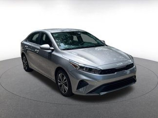 Used 2024 Kia Forte LXS image 1