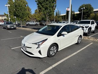 Used 2016 Toyota Prius Three image 1