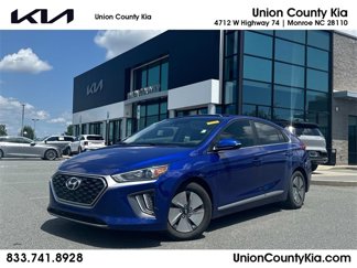 Used 2022 Hyundai Ioniq SE image 1